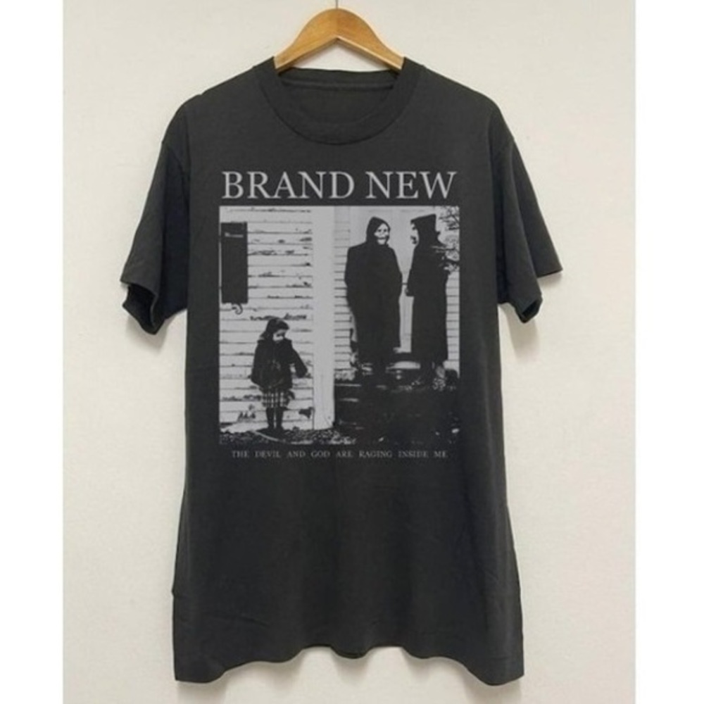 Vintage Brand New The Devil And God Are Raging Inside Me T-Shirt